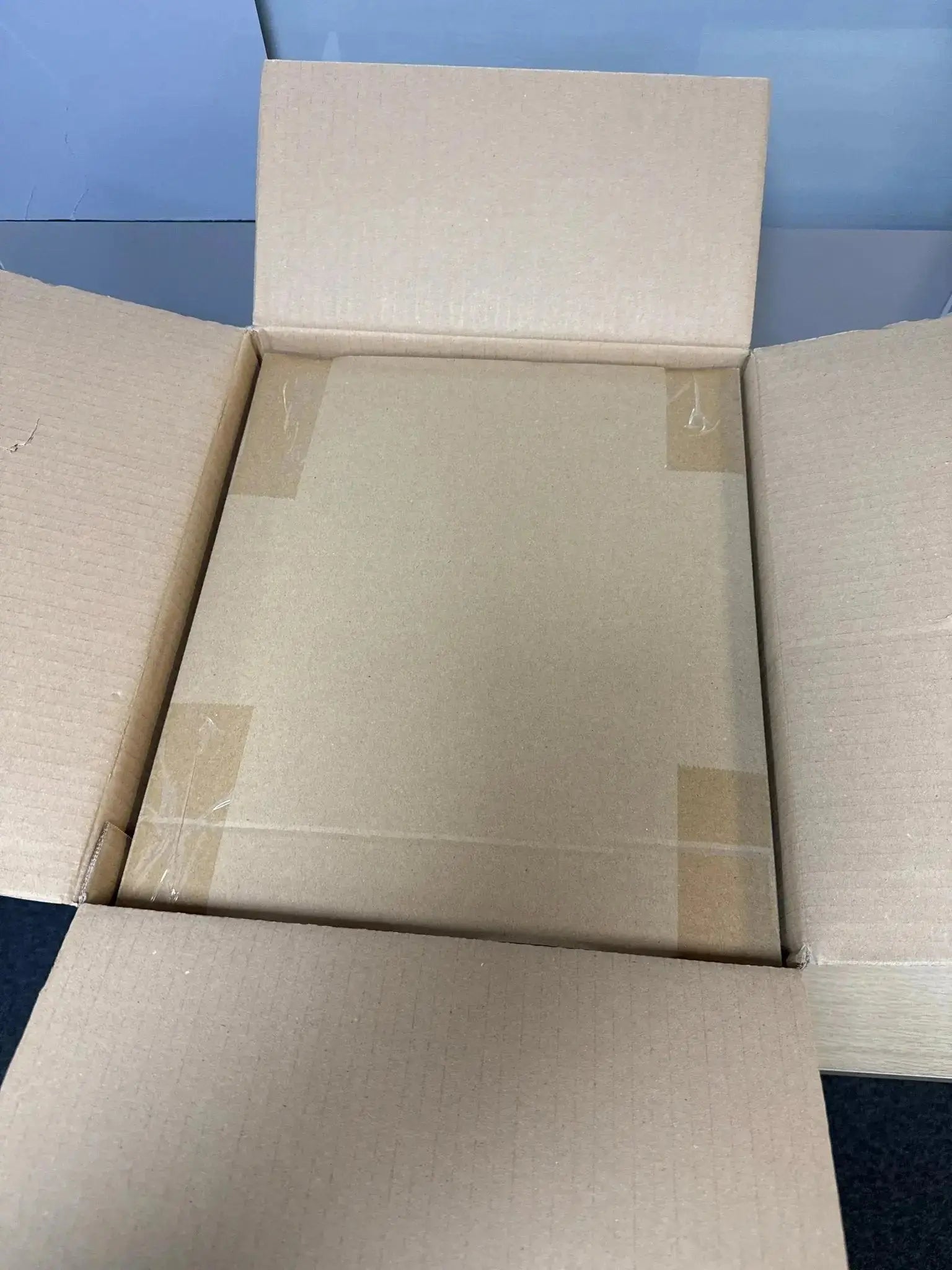 Lowenstein Prisma Vent 40 Ventilator *Mfd - 2020* - Brand New Lowenstein